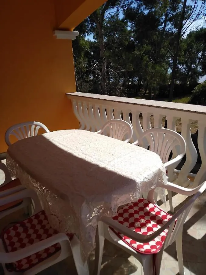 Apartmani Forgac 2 Vir Croatia