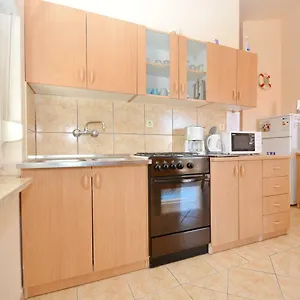 Stefi Apartment